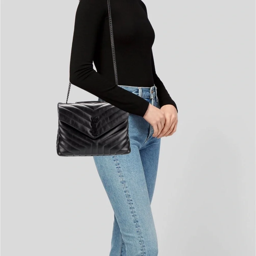 AUTHENTIC  Yves Saint Laurent Black LouLou medium Shoulder Bag /dust bag - Picture 6 of 11